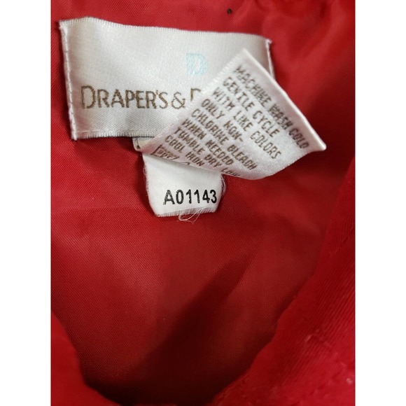 Drapers & Damons Vest Women's sz Lg red quilted lightweight Vintage - Picture 3 of 8